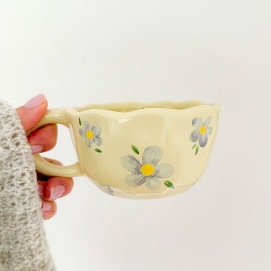 FLOWERS MUG